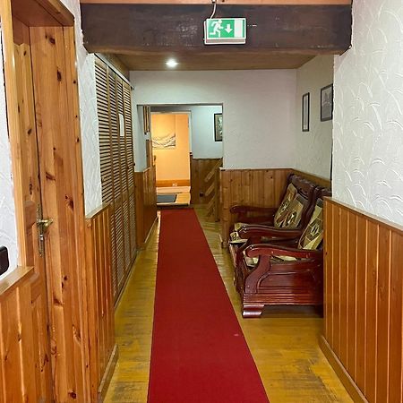 Hotel Altes Faehrhaus Duisburg Exterior photo
